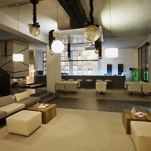 Riverside Boutique Hotel