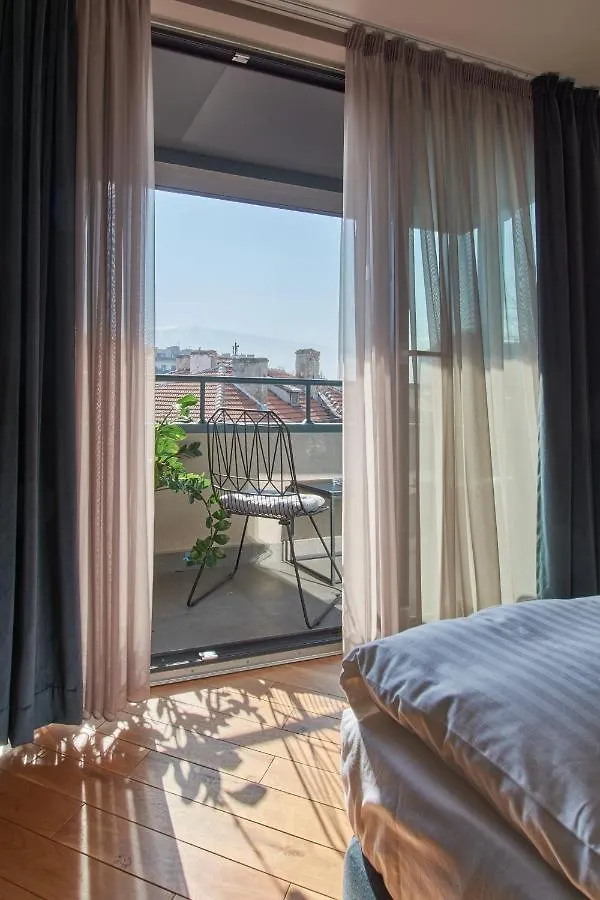 The Embassy Suites Sofia 3*,